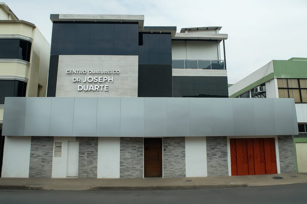 Centro Quirurgico Especializado en Cirugia Plastica y Estetica